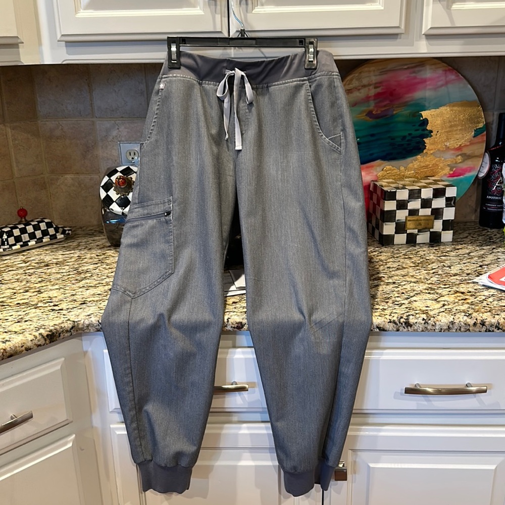 Womens figs grey Zamora jogger
